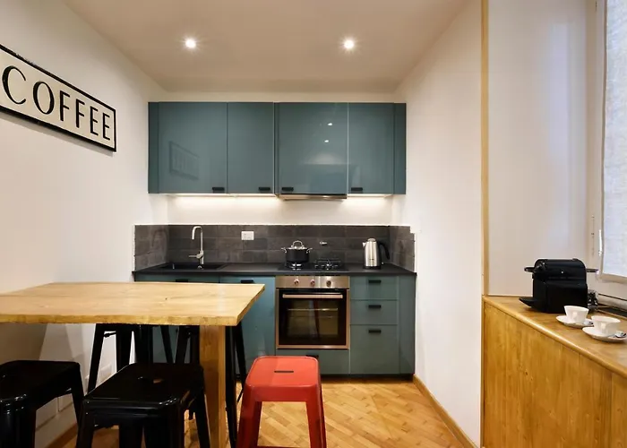 Piazza Del Popolo Boutique Home